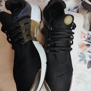 Nike Black and White Sneakers